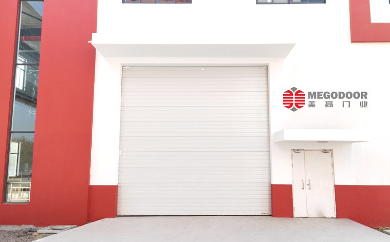 美高门业:专业供应芜湖地区工厂用提升门,打造安全、节能、高效的工业出入口解决方案插图 美高门业:专业供应芜湖地区工厂用提升门,打造安全、节能、高效的工业出入口解决方案插图