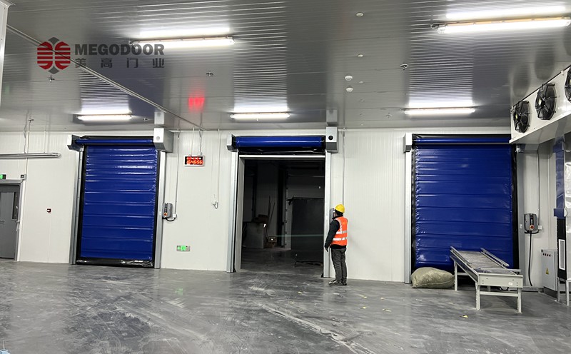 芜湖药品仓库专用保温快速卷帘门：守护药品储存环境的关键屏障插图