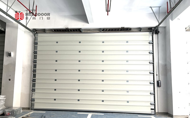 芜湖车间专用电动滑升门系统——高效出货解决方案插图1