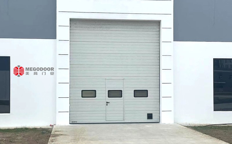 芜湖车间专用电动滑升门系统——高效出货解决方案插图2